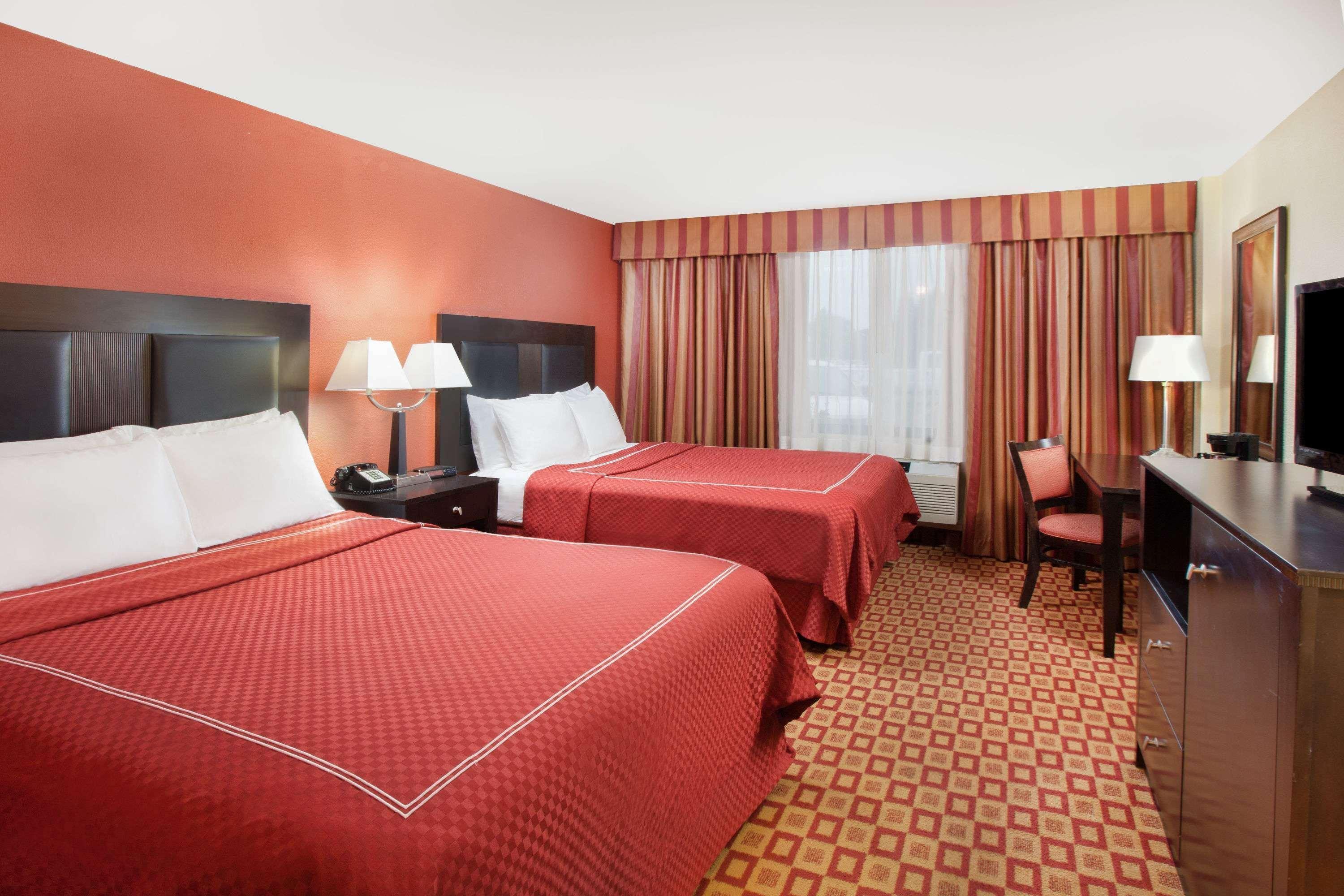 Super 8 By Wyndham Chicago Northlake O'Hare South Exterior photo
